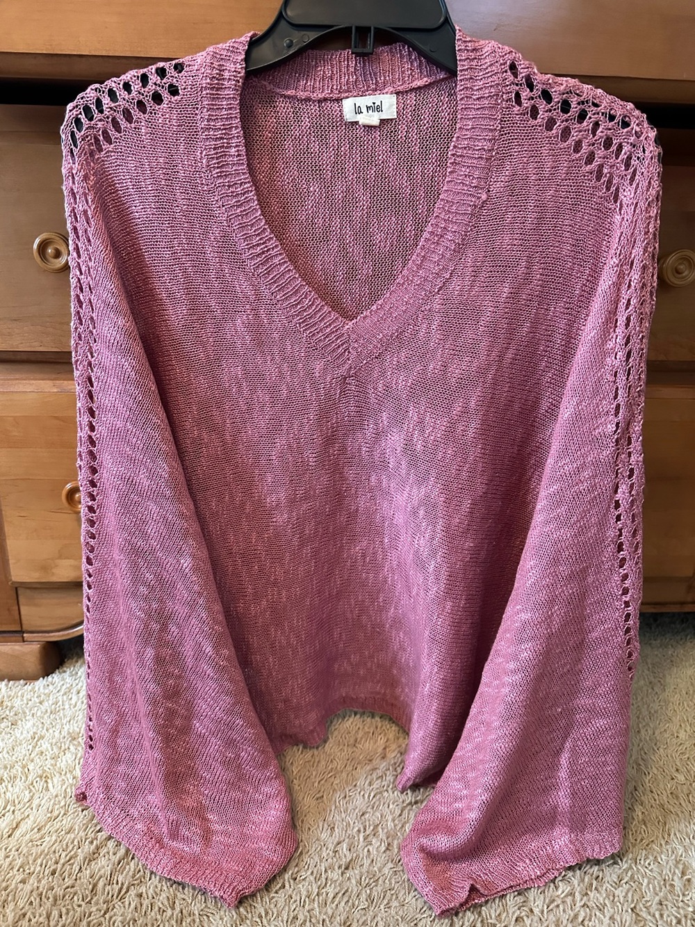NWOT LA MIEL VNECK SWEATER